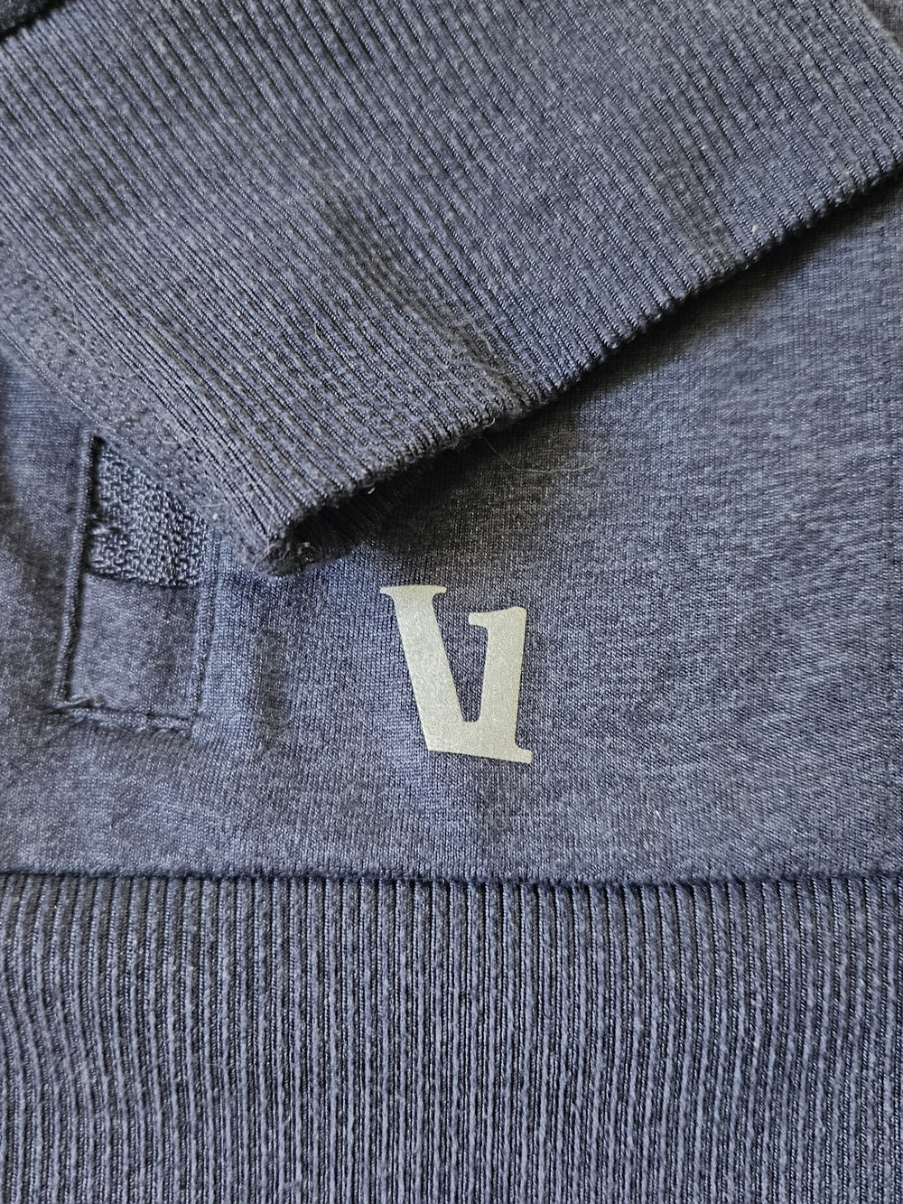 Vuori Men's Heather Navy Blue Ponto Performance Crewneck Sweatshirt Large - Picture 2 of 6
